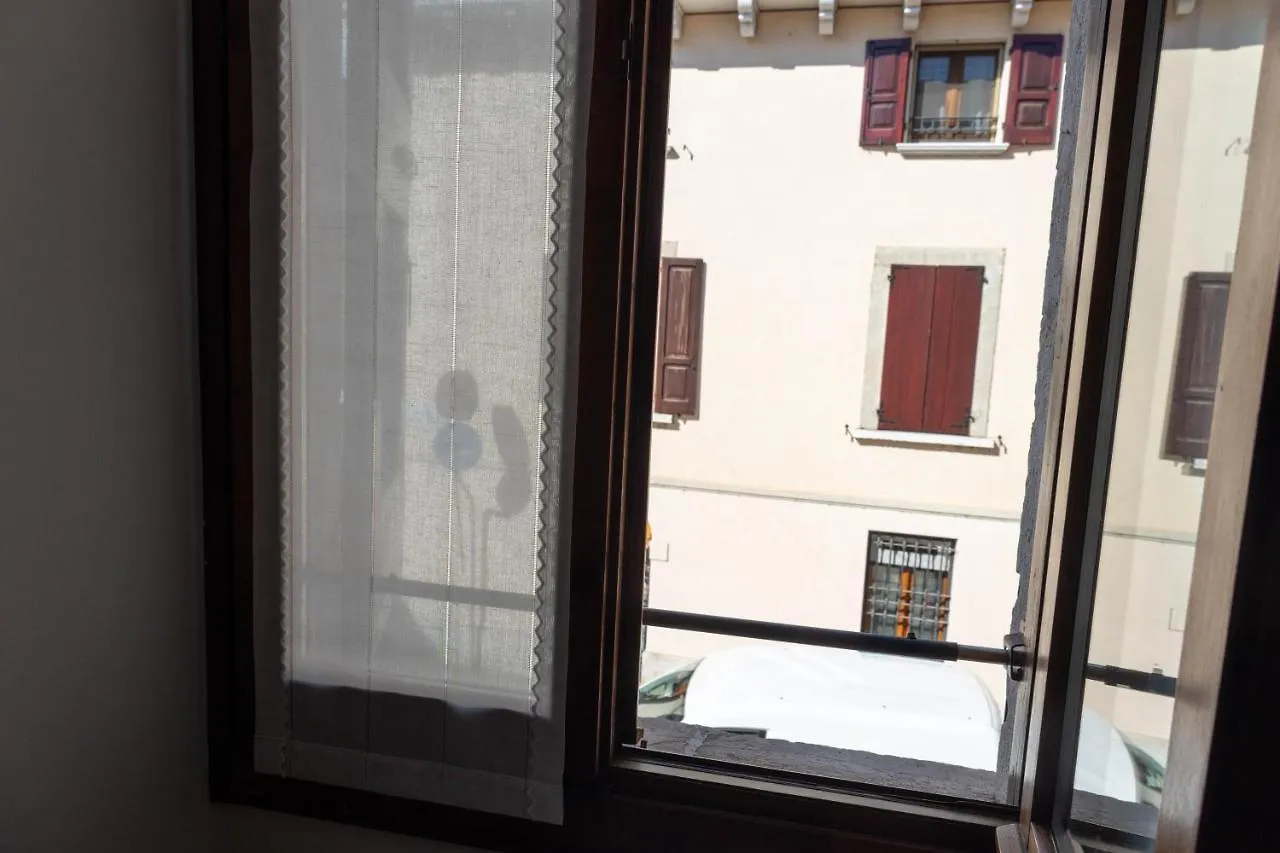 Haus Martina Διαμέρισμα Ντεζεντσάνο ντελ Γκάρντα Ιταλία